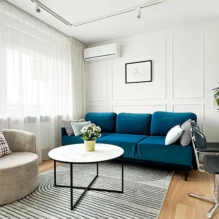 شقة Stylowy Przy Metrze وارسو