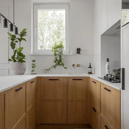 Stylowy Przy Metrze דירה *