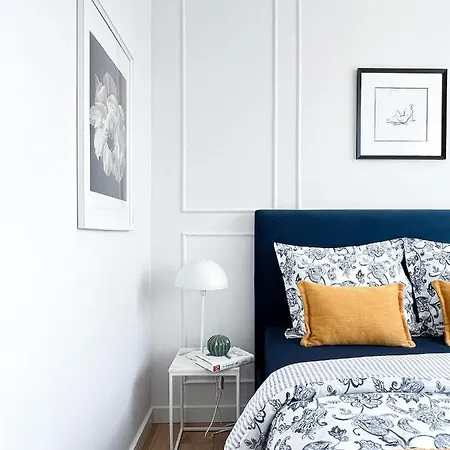 Stylowy Przy Metrze *