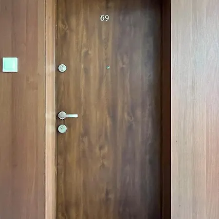 Stylowy Przy Metrze *